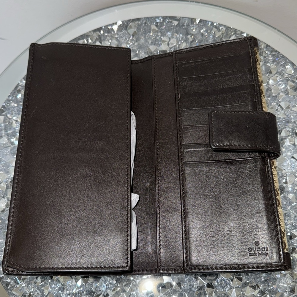 Gucci Long Wallet in Brown, Gold GG on front. - Picture 3 of 7